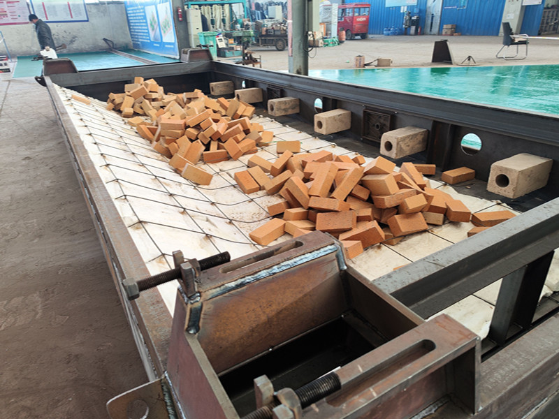 輪胎煉油設備保溫殼