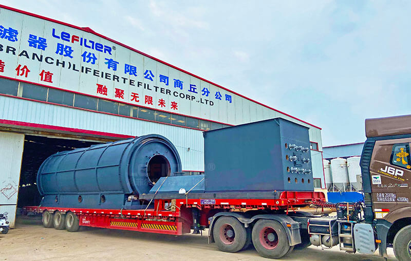 油泥炭化設備裝車實拍圖